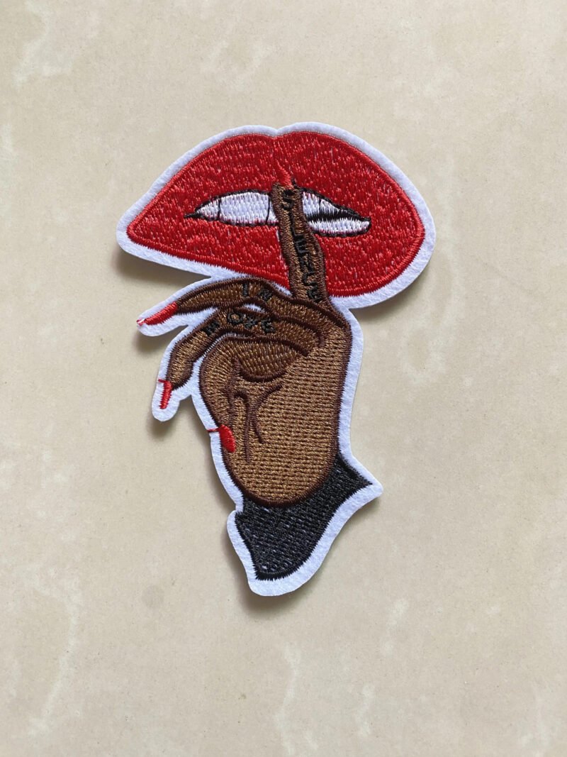 Personalized finger and mouth embroidery patch clothing accessories DIY ironing decoration embroidery mouth patch