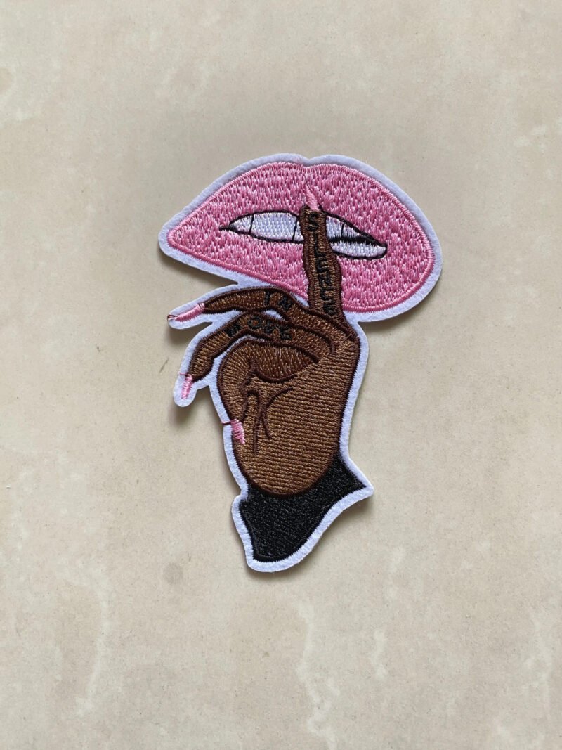Personalized finger and mouth embroidery patch clothing accessories DIY ironing decoration embroidery mouth patch
